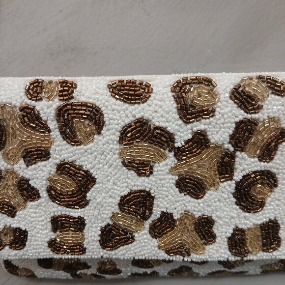 Vintage Beaded Leopard Clutch - Picture 9 of 10